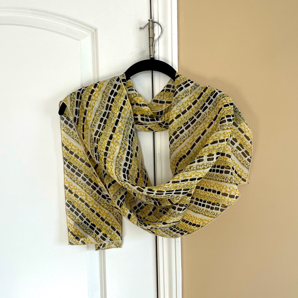 Serena Williams Signature Statement Scarf